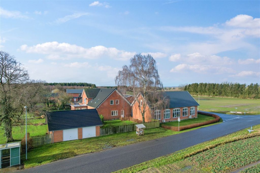 2ddf0221-1689-4594-be54-3d6f5096bcbb_Size1080x720crop